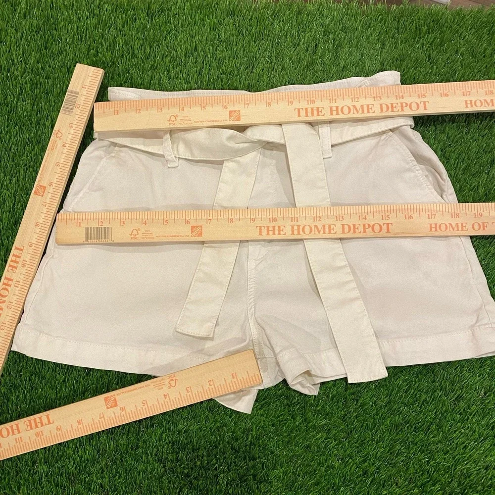 Paige Anessa shorts‎ with Trapunto Tie belt Ivory size 30 women's Boho Prep